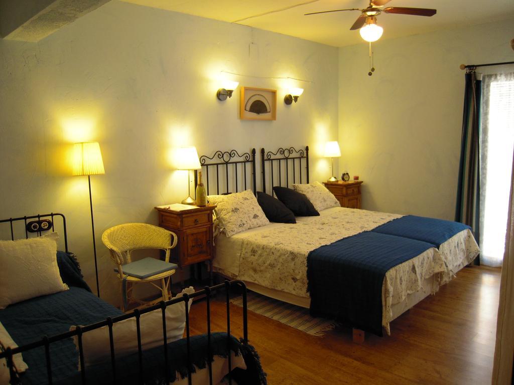 La Casa De La Abuela Clotilde Guest House Hornos Phòng bức ảnh