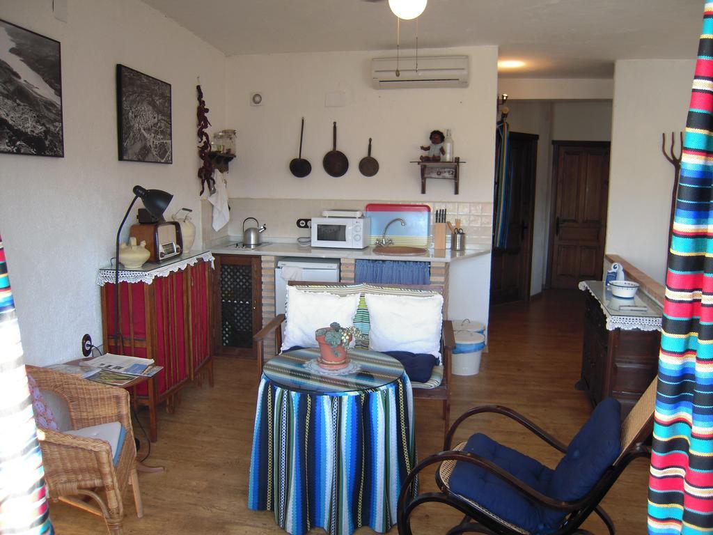 La Casa De La Abuela Clotilde Guest House Hornos Phòng bức ảnh